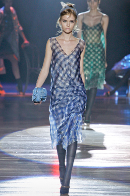  Marc Jacobs (Famous Fashion Designers): 9781604139815